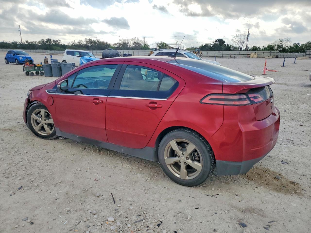 2014 Chev Volt - Фото 2