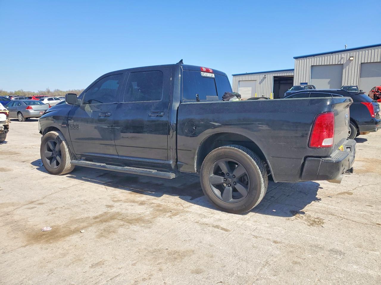 2018 Ram 1500 Slt - Фото 2