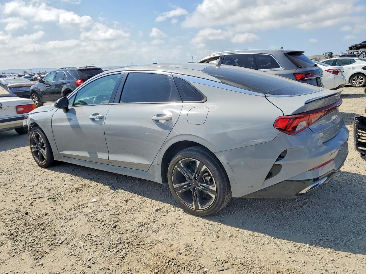 2024 Kia K5 Gt-Line - Фото 2