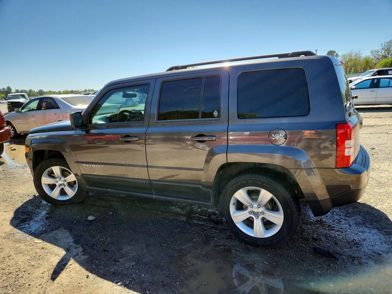 2015 Jeep Patriot Sport - Фото 2
