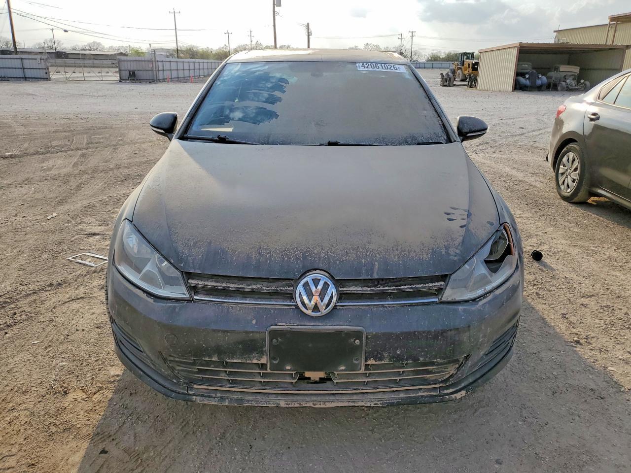 2017 Volkswagen Golf S - Image 5