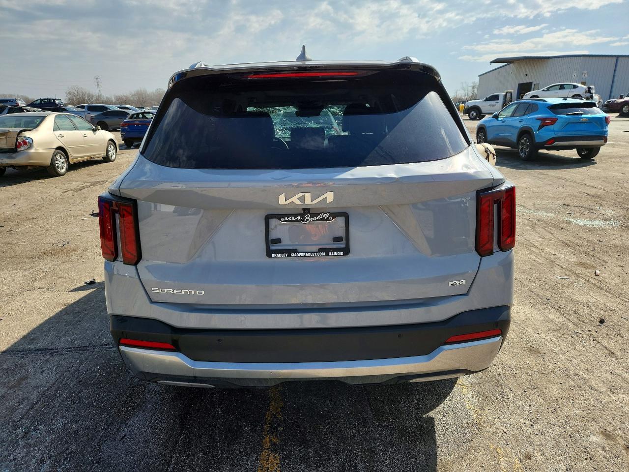 2025 Kia Sorento S - Image 6