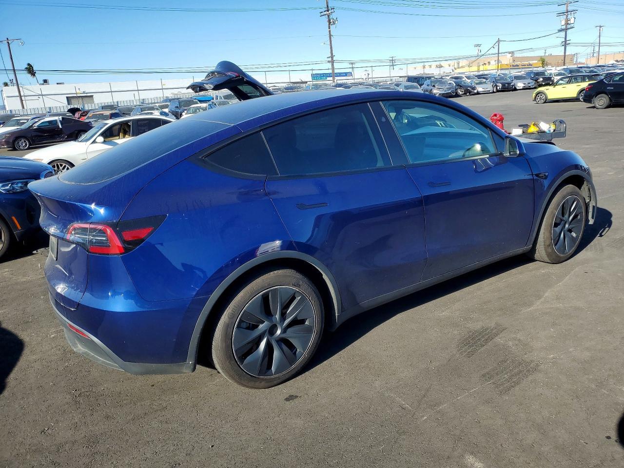 2024 Tesla Model Y - Image 3