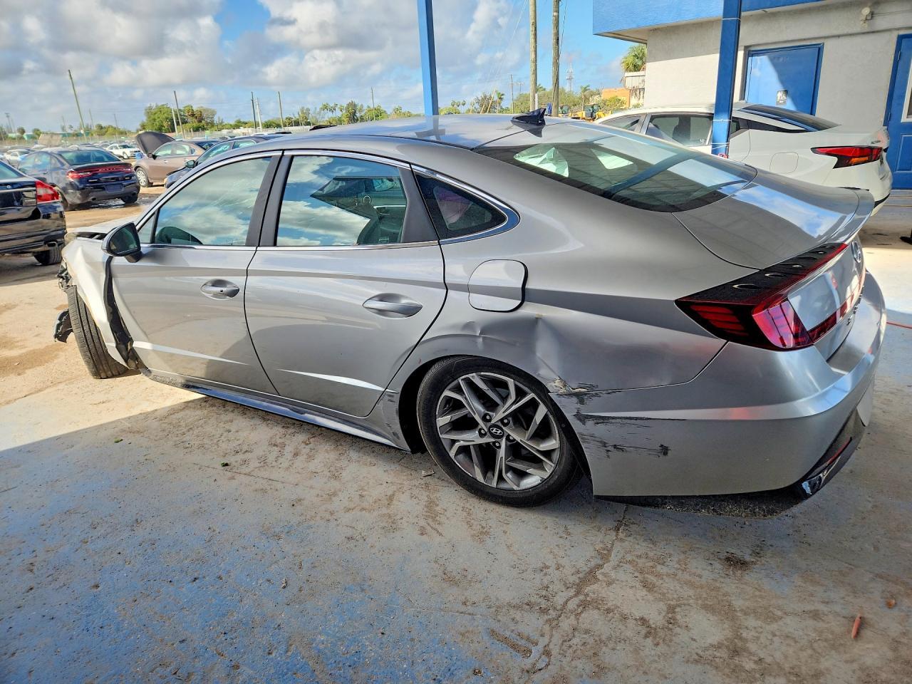 2020 Hyundai Sonata Sel - Image 2