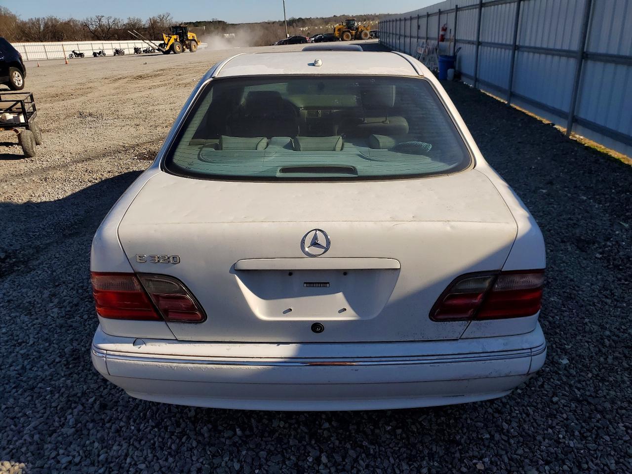 2000 Mercedes-Benz E 320 - Image 6