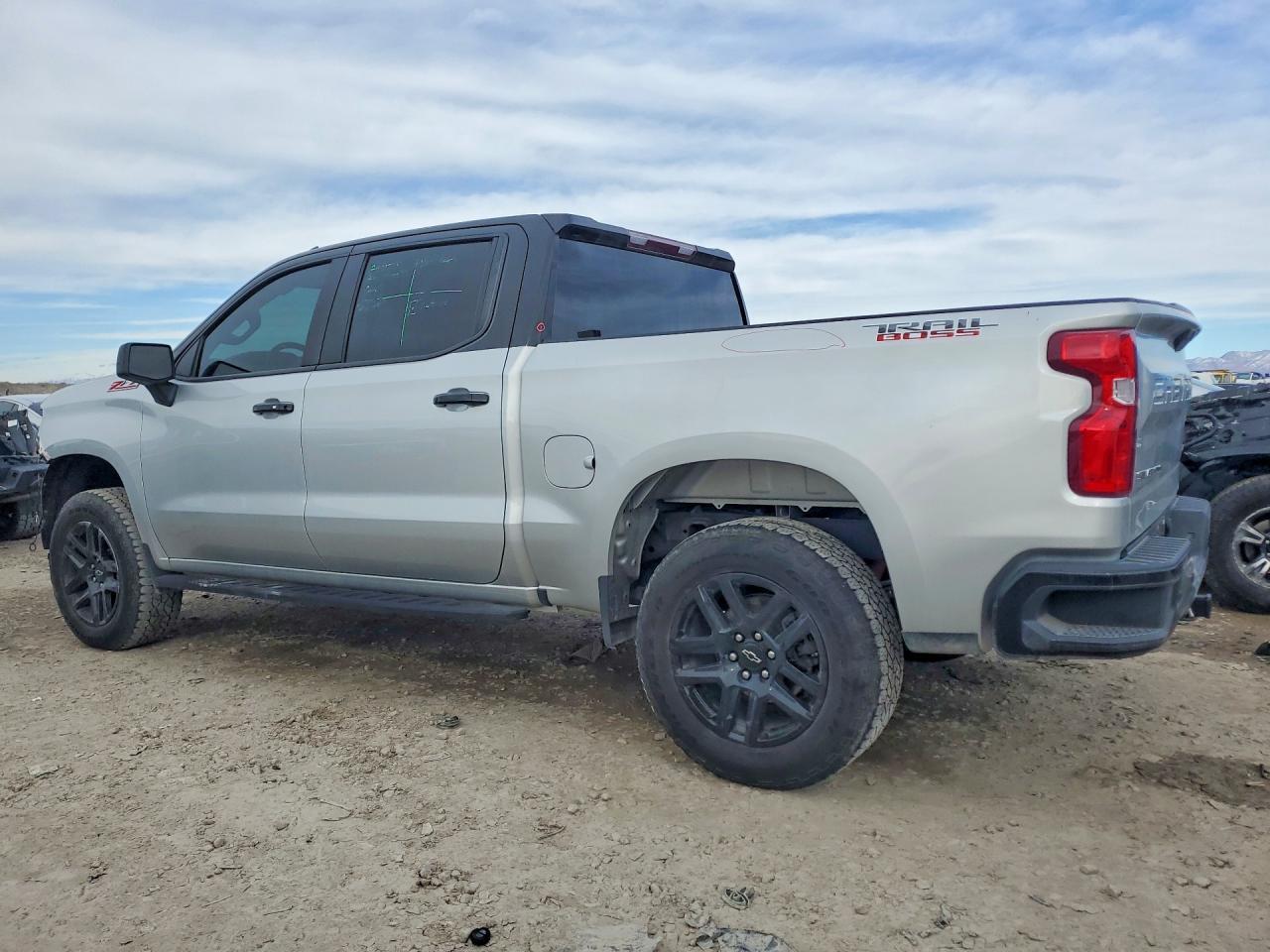 2022 Chevrolet Silverado Ltd K1500 Lt Trail Boss - Фото 2