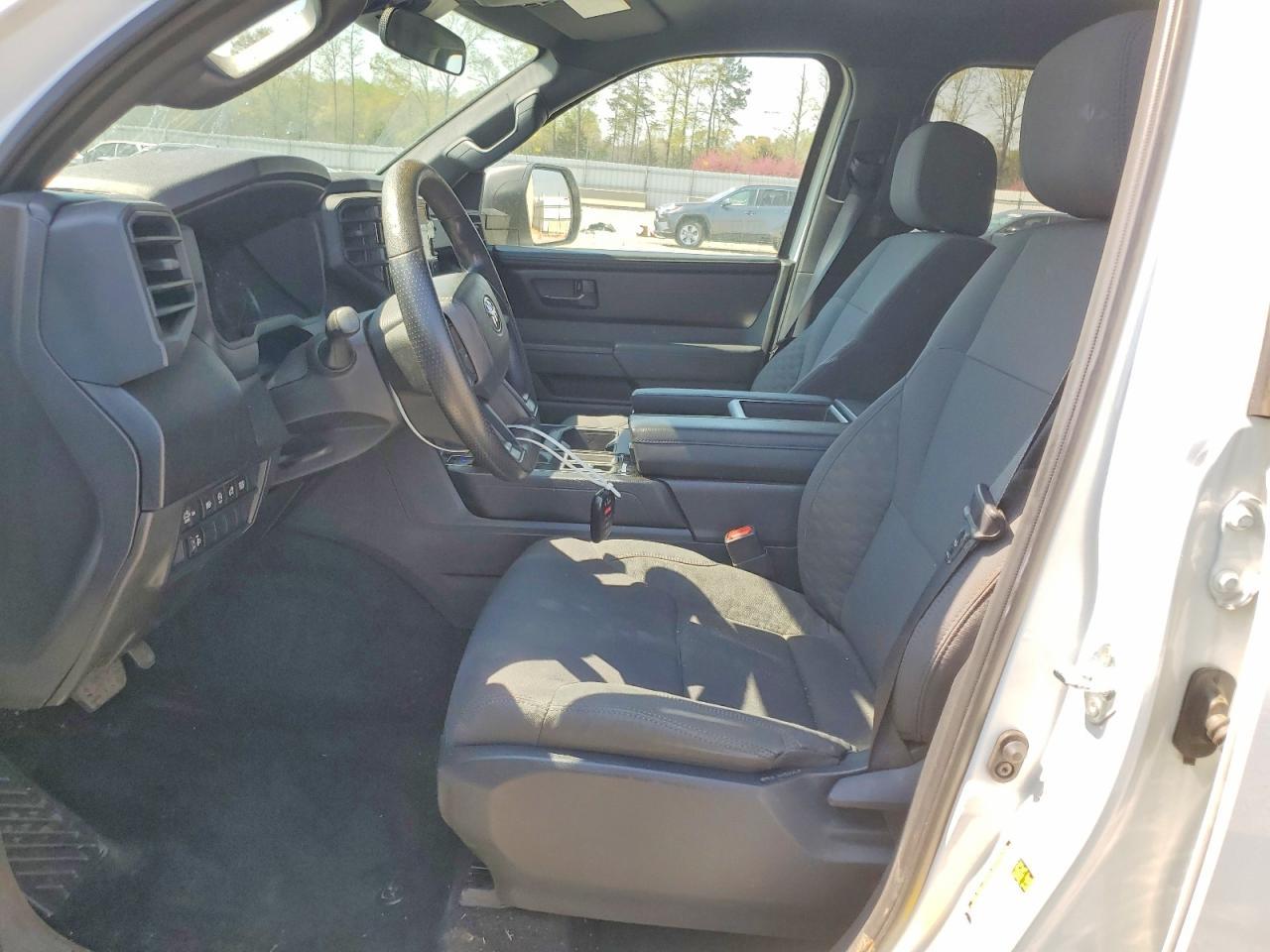 2025 Toyota Tundra Sr - Фото 7