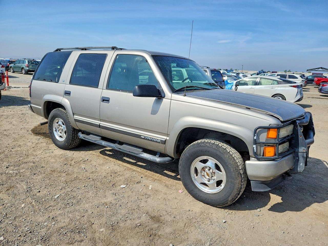 2000 Chevrolet Tahoe K1500 - Image 4