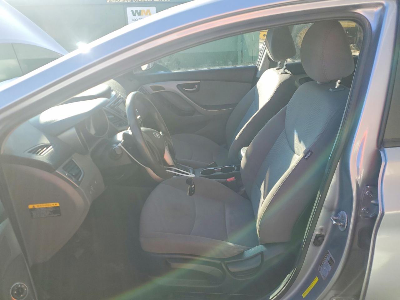 2016 Hyundai Elantra Se - Фото 7