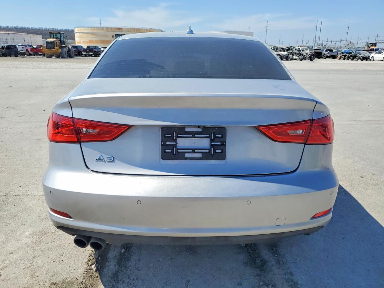 2016 Audi A3 Premium - Фото 6