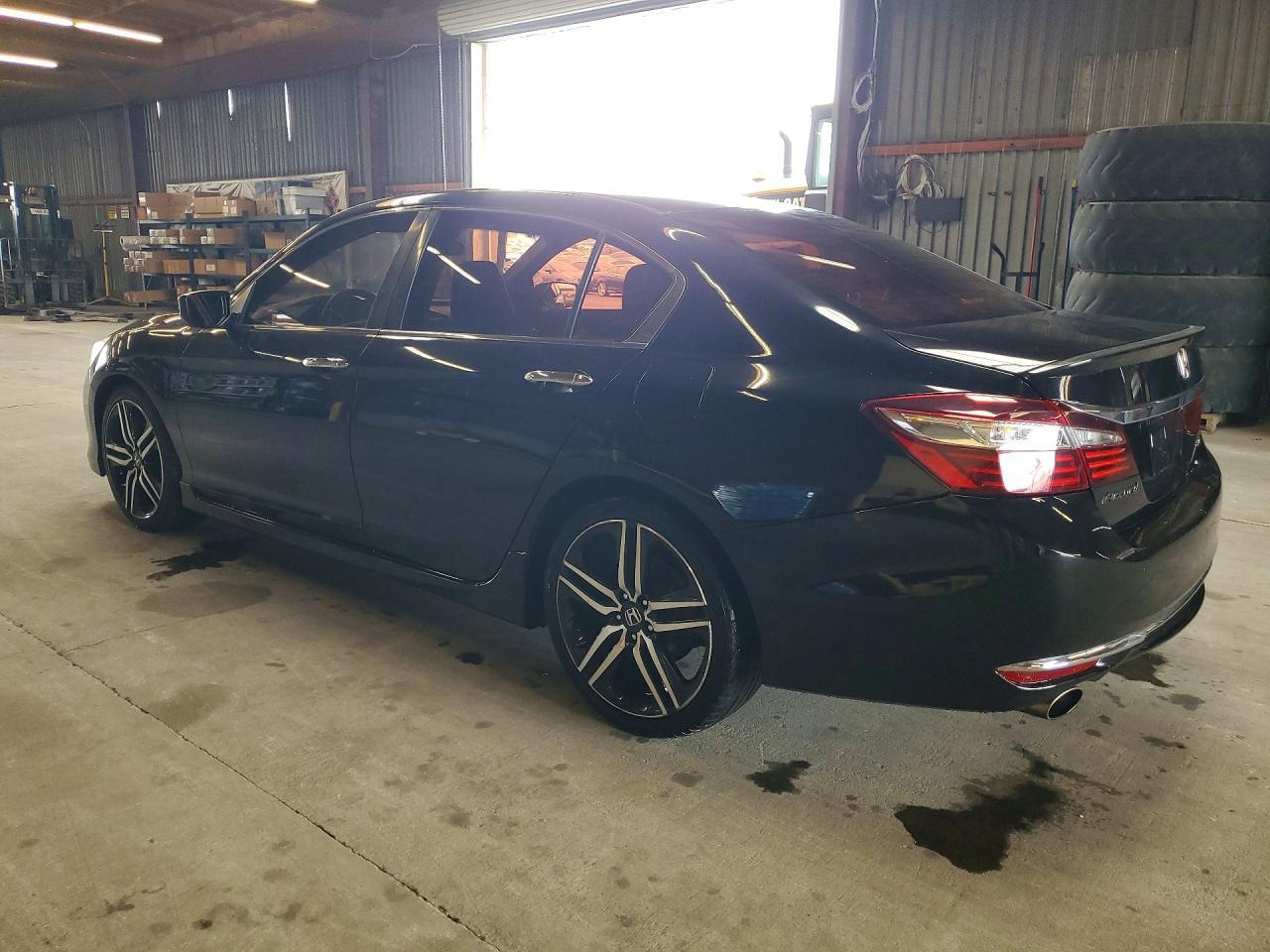 2017 Honda Hond - Фото 2