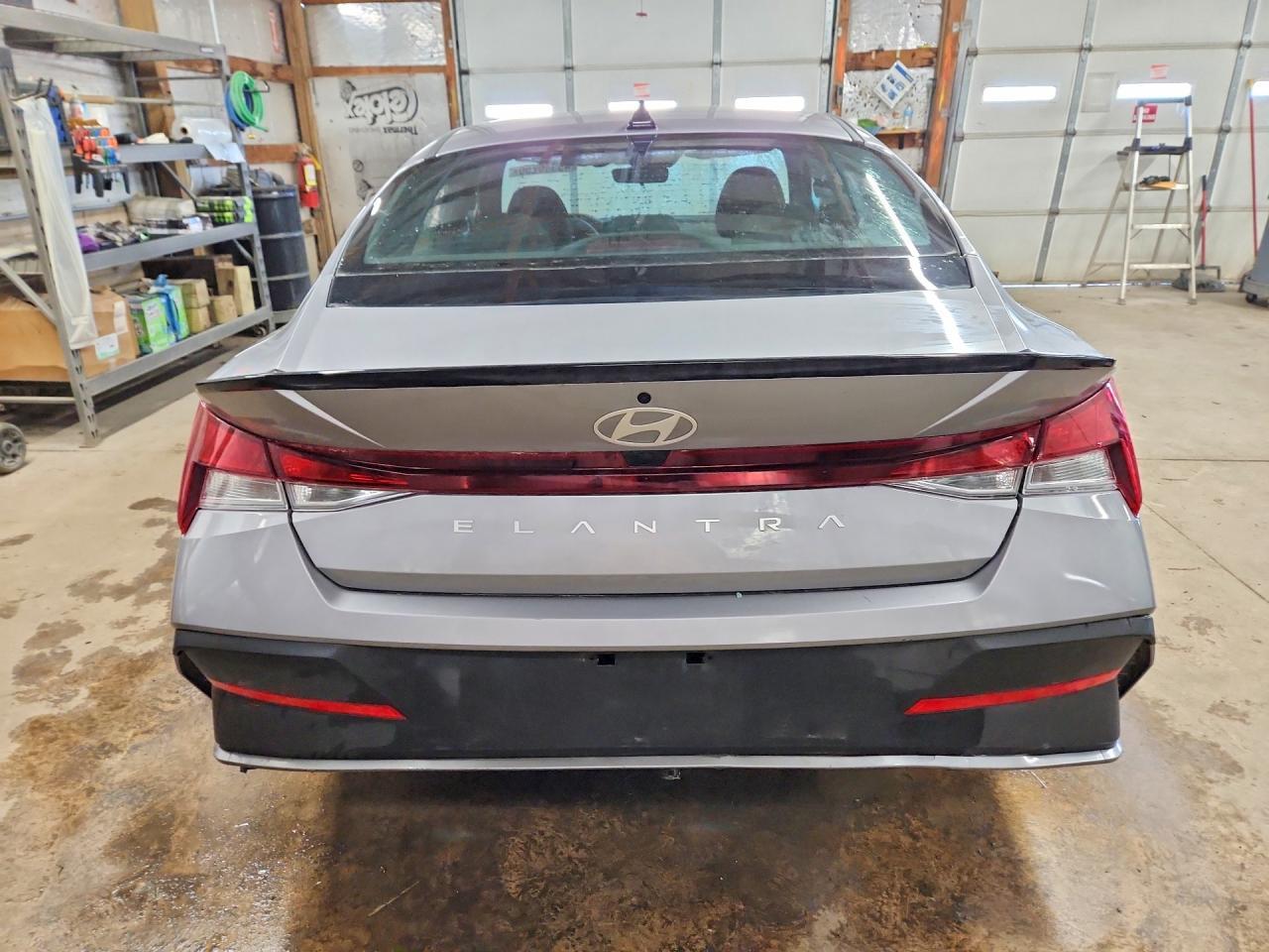 2025 Hyundai Elantra Sel Sport - Фото 6