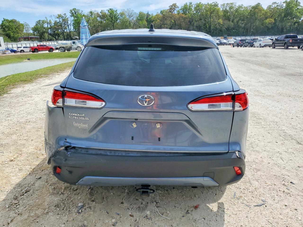 2024 Toyota Corolla Cross L - Фото 6