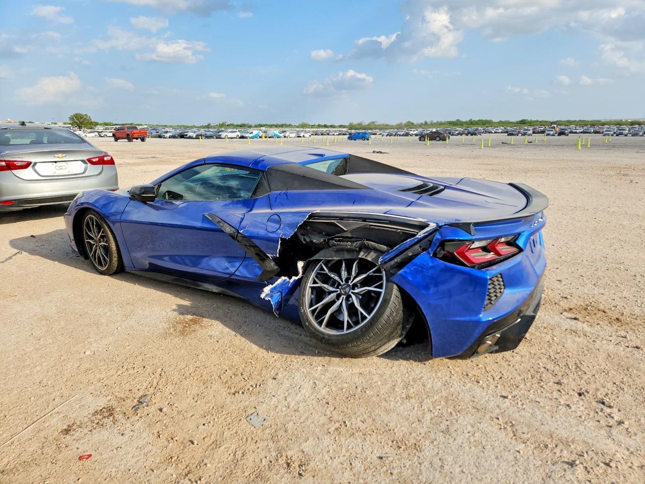 2023 Chevrolet Corvette Stingray 2Lt - Image 2