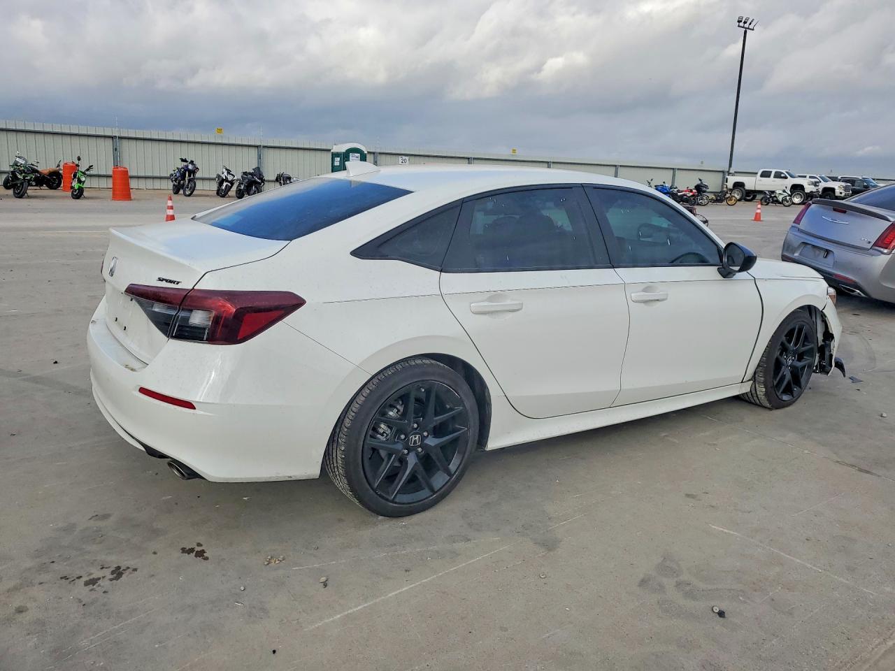 2026 Honda Civic Sport - Фото 3