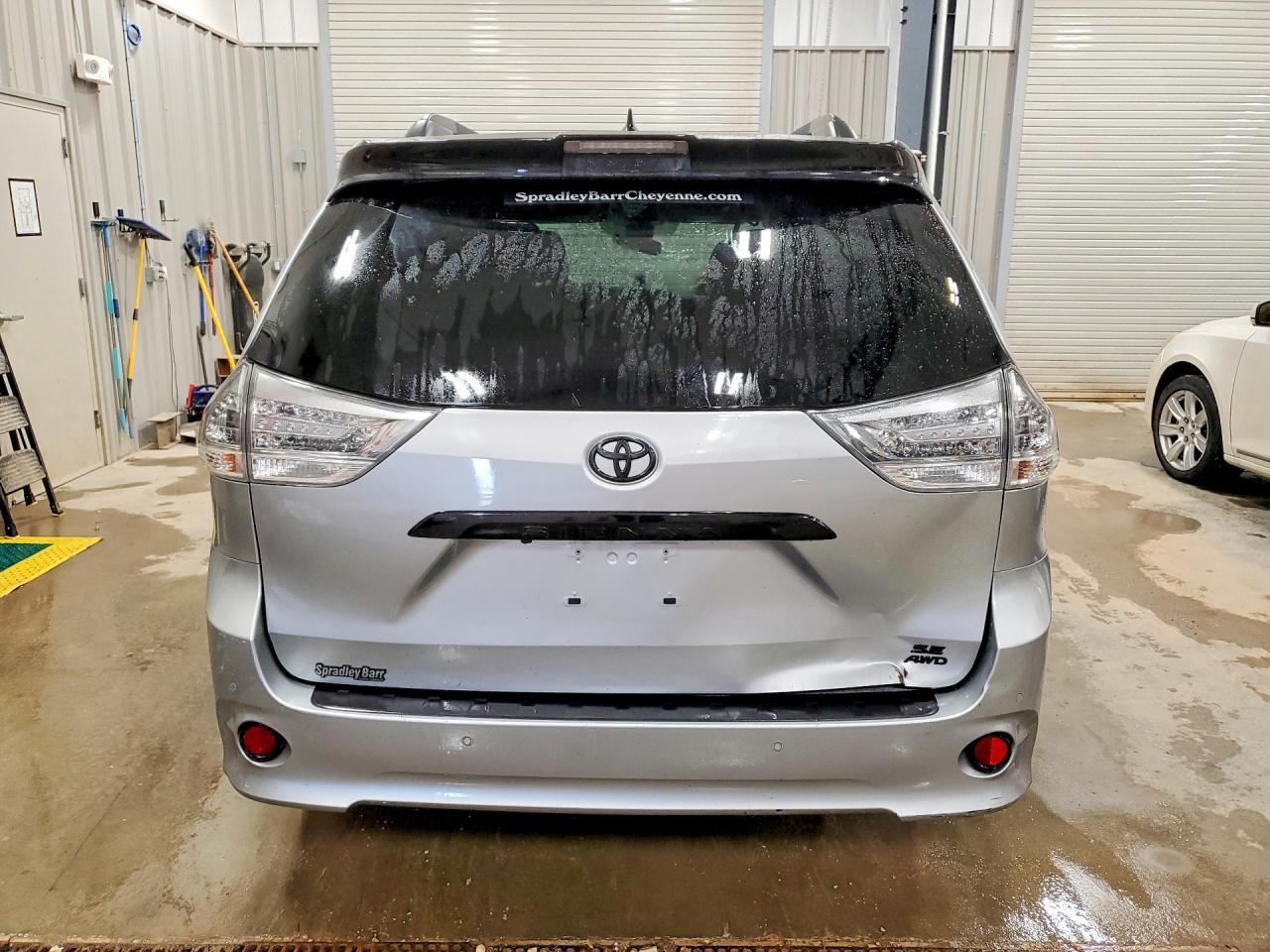 2020 Toyota Sienna Se 7-Passenger - Image 6