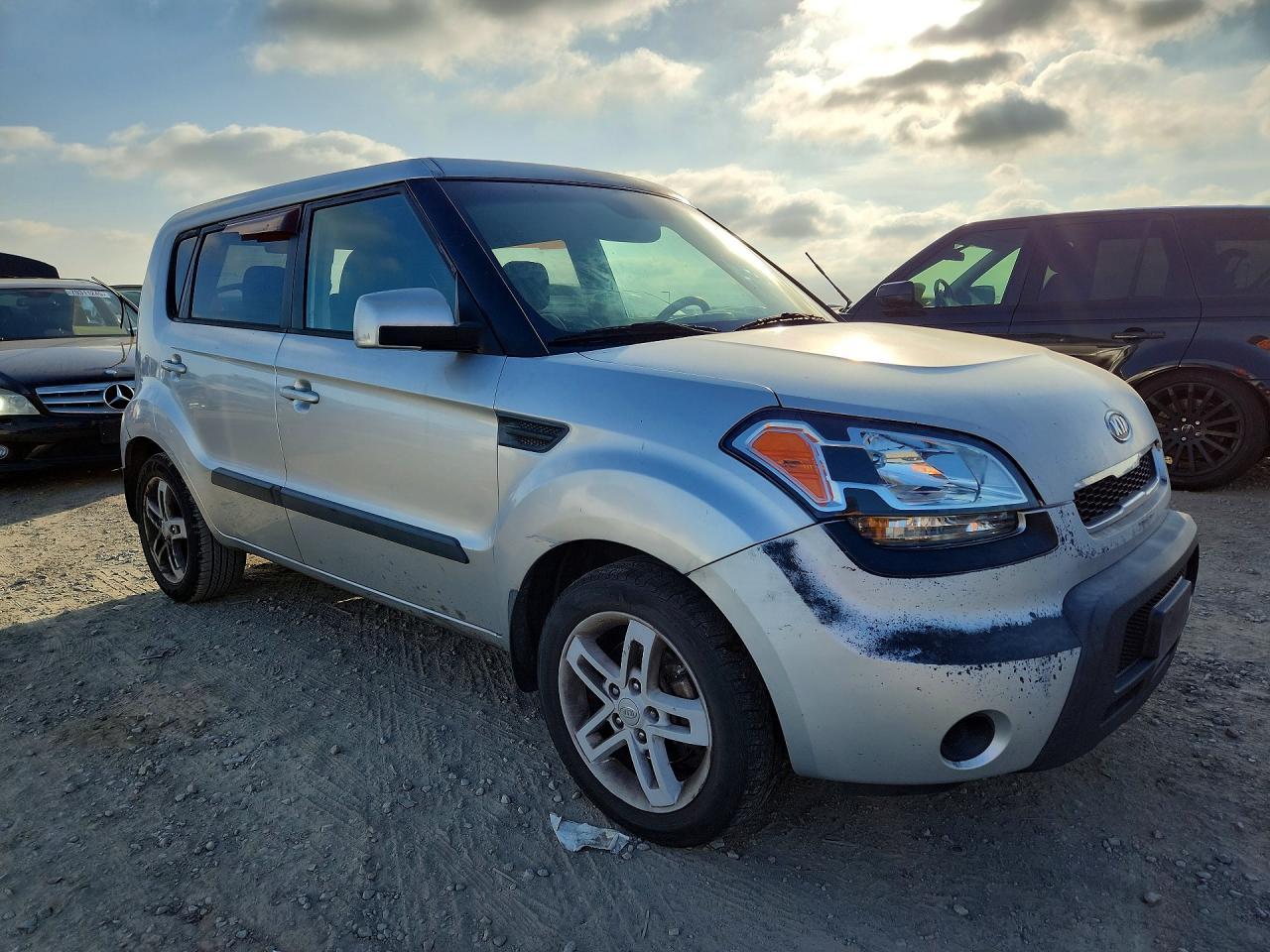 2011 Kia Soul + - Фото 4