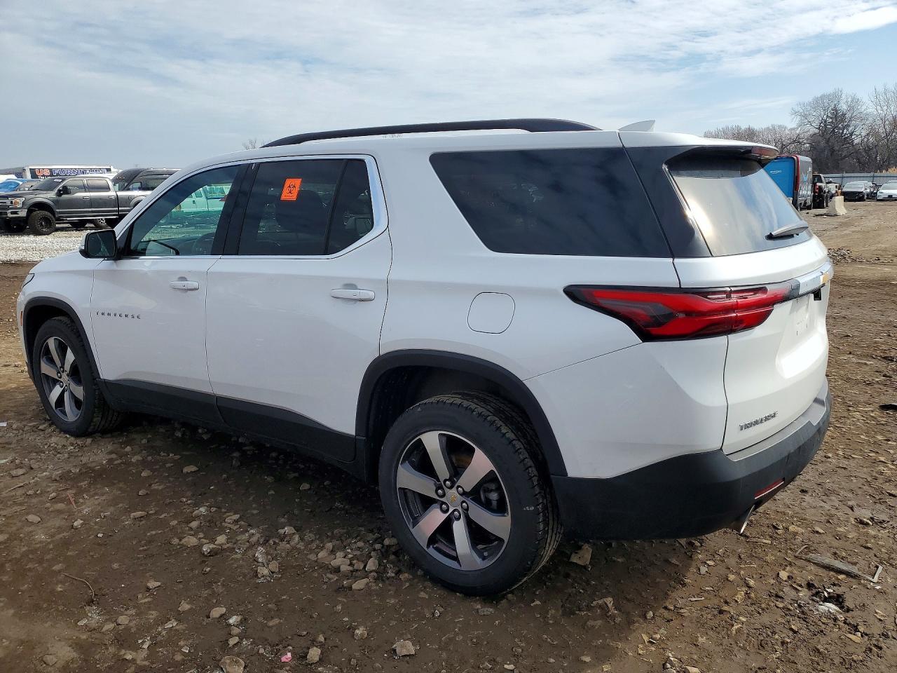 2023 Chevrolet Traverse Lt - Фото 2