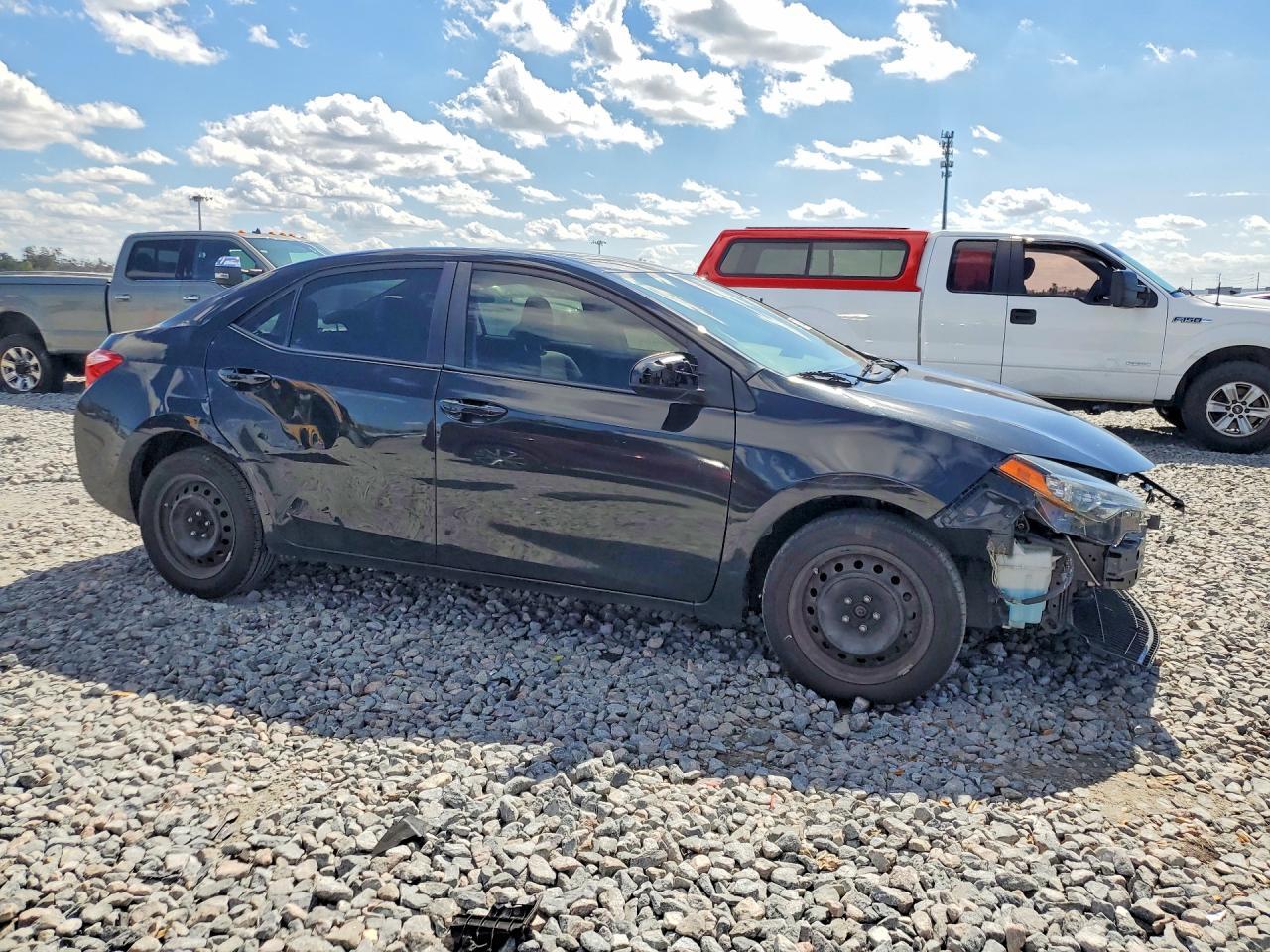 2019 Toyota Corolla Le - Image 4