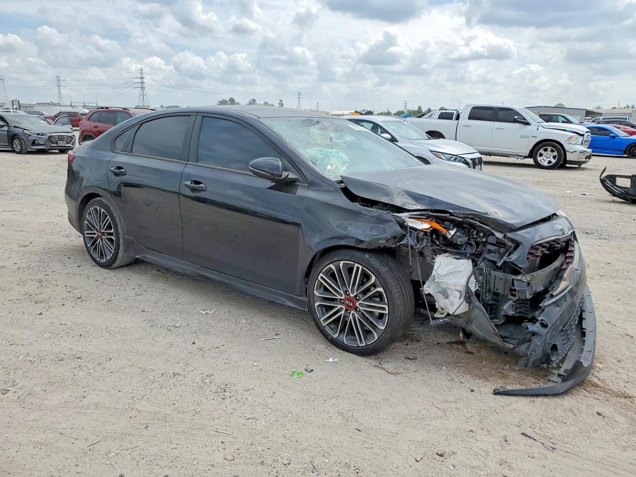2021 Kia Forte - Фото 4