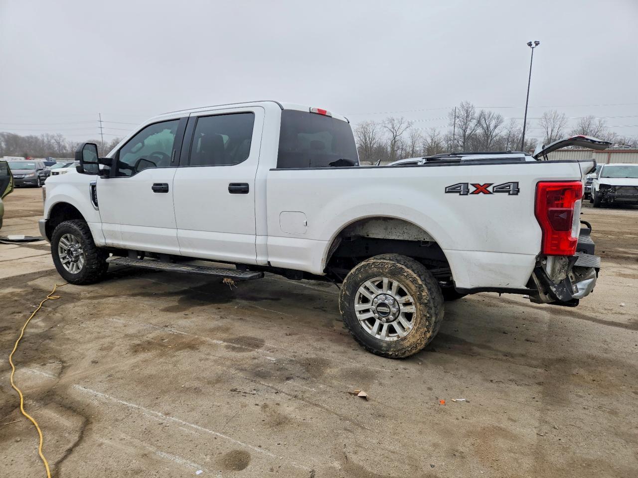 2018 Ford F250 Super Duty - Фото 2