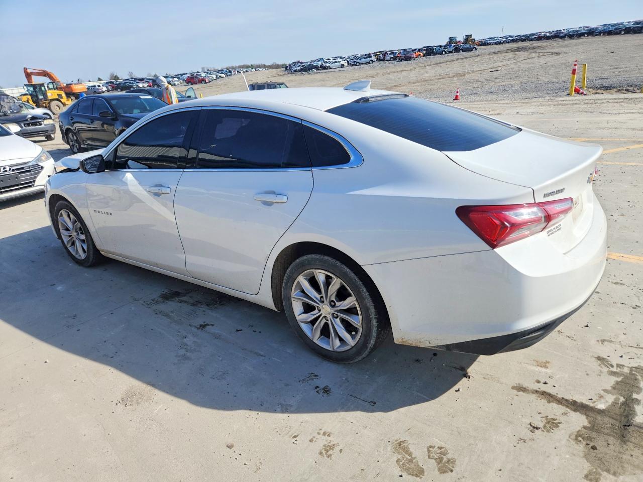 2019 Chevrolet Malibu Lt - Фото 2