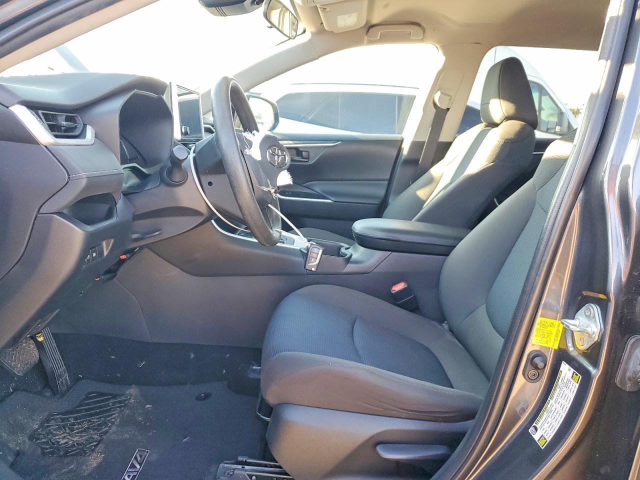 2023 Toyota Rav4 Le - Фото 7