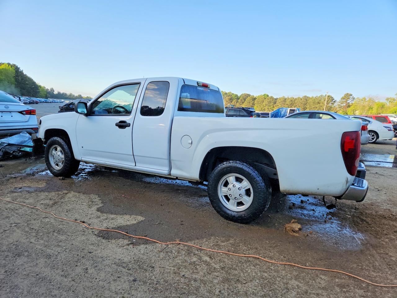2006 Chevrolet Colorado - Image 2