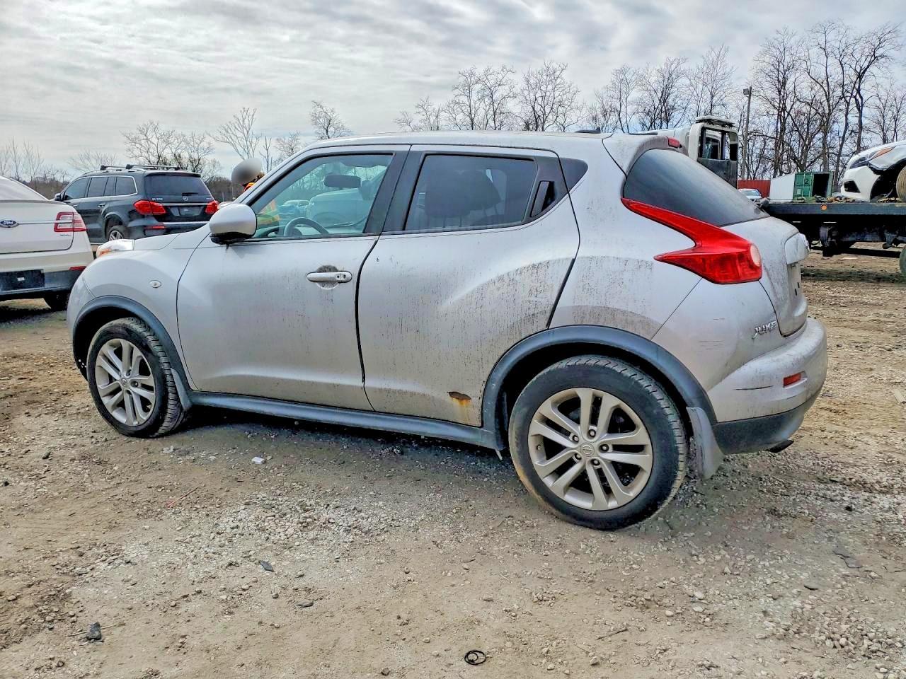 2013 Nissan Juke - Фото 2