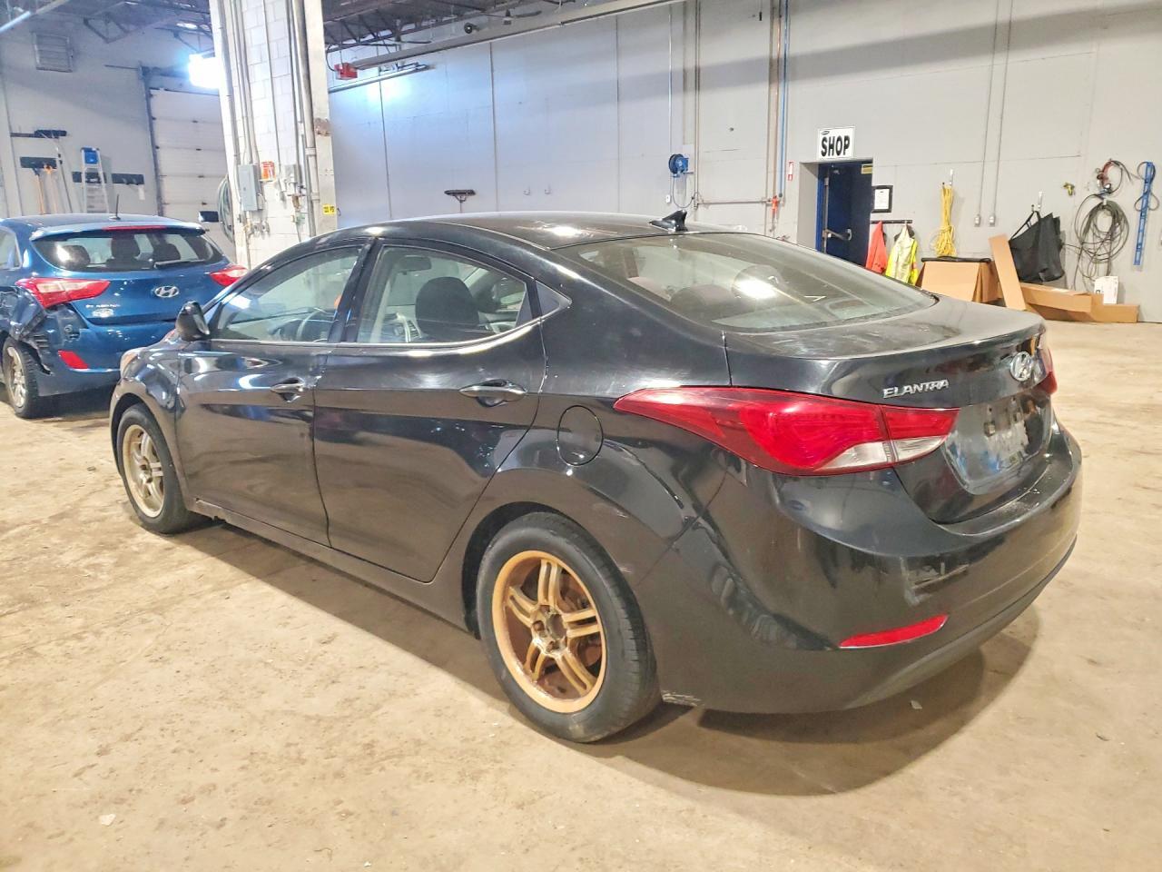 2015 Hyundai Elantra Se - Image 2