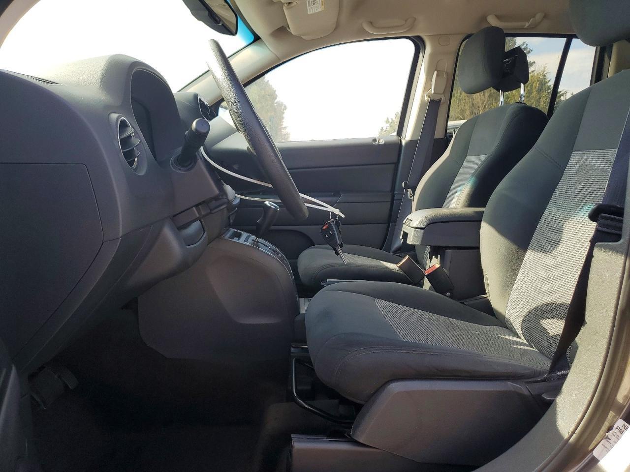 2016 Jeep Compass Sport - Фото 7
