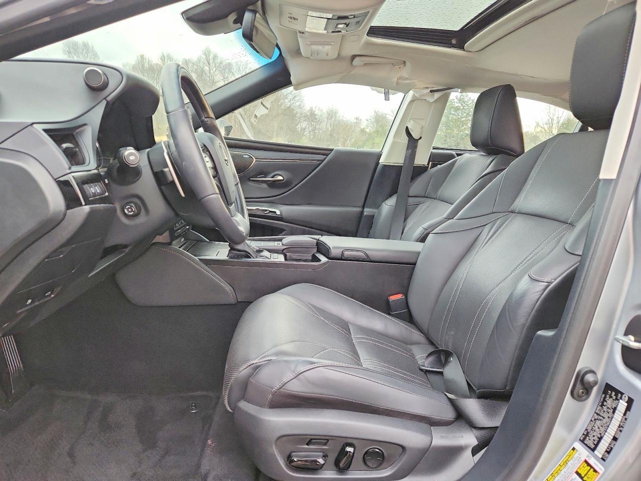 2022 Lexus Es 300H Ultra Luxury - Фото 7
