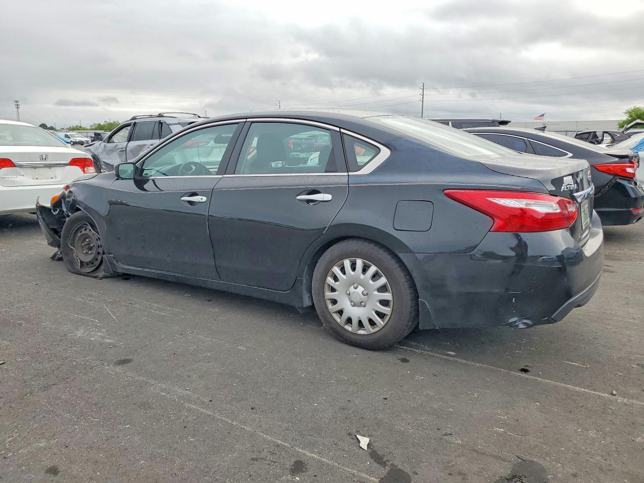2017 Nissan Altima 2.5 S - Image 2
