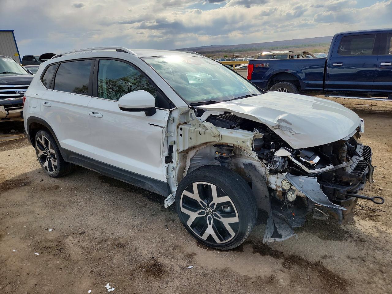 2022 Volkswagen Taos Sel - Фото 4