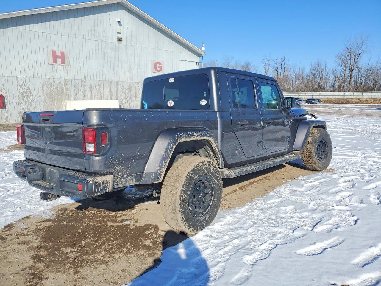 2021 Jeep Gladiator Sport - Image 3