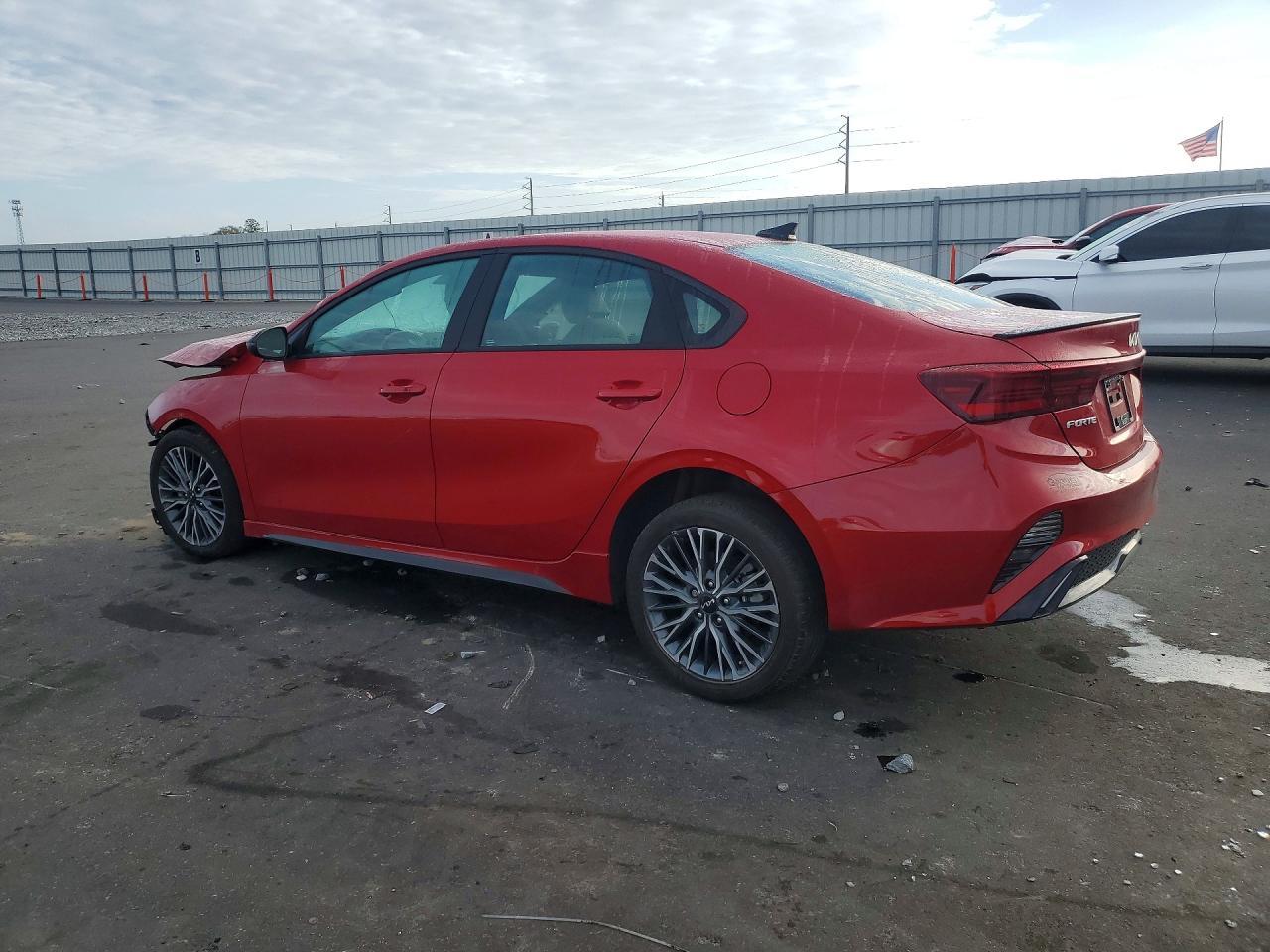 2024 Kia Forte Gt-Line - Фото 2