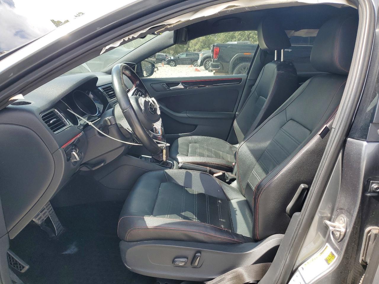 2017 Volkswagen Jetta Gli - Image 7