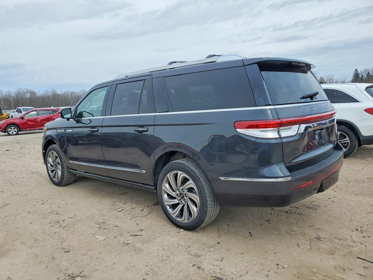 2023 Lincoln Navigator L Reserve - Фото 2