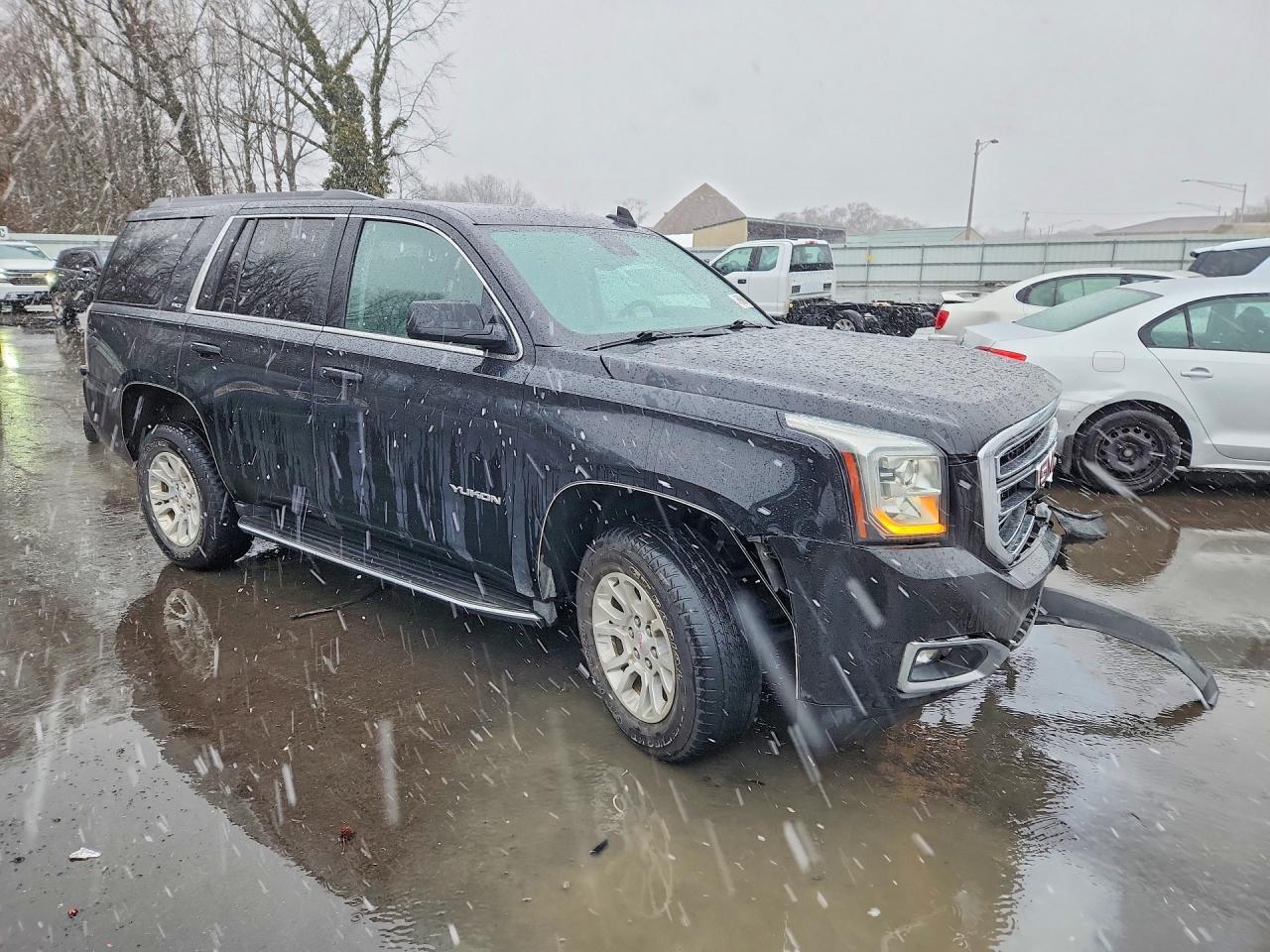 2020 GMC Yukon Slt - Image 4