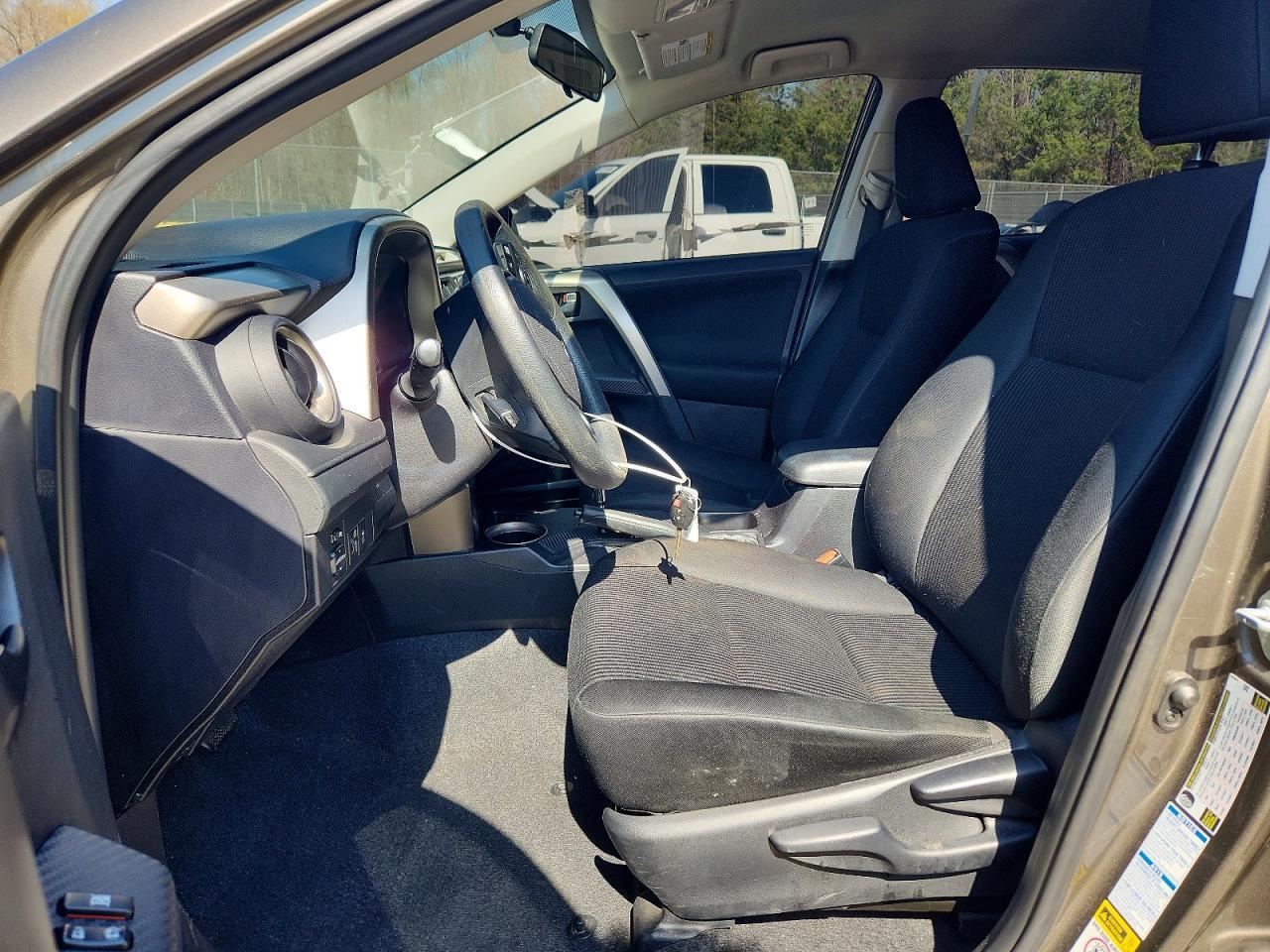 2015 Toyota Rav4 Le - Фото 7
