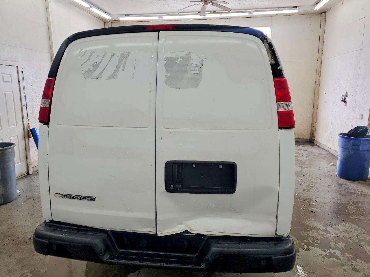 2020 Chevy Express G2500 Cargo - R & D - Pri Fleet - Ck Eng Lt On - Image 6