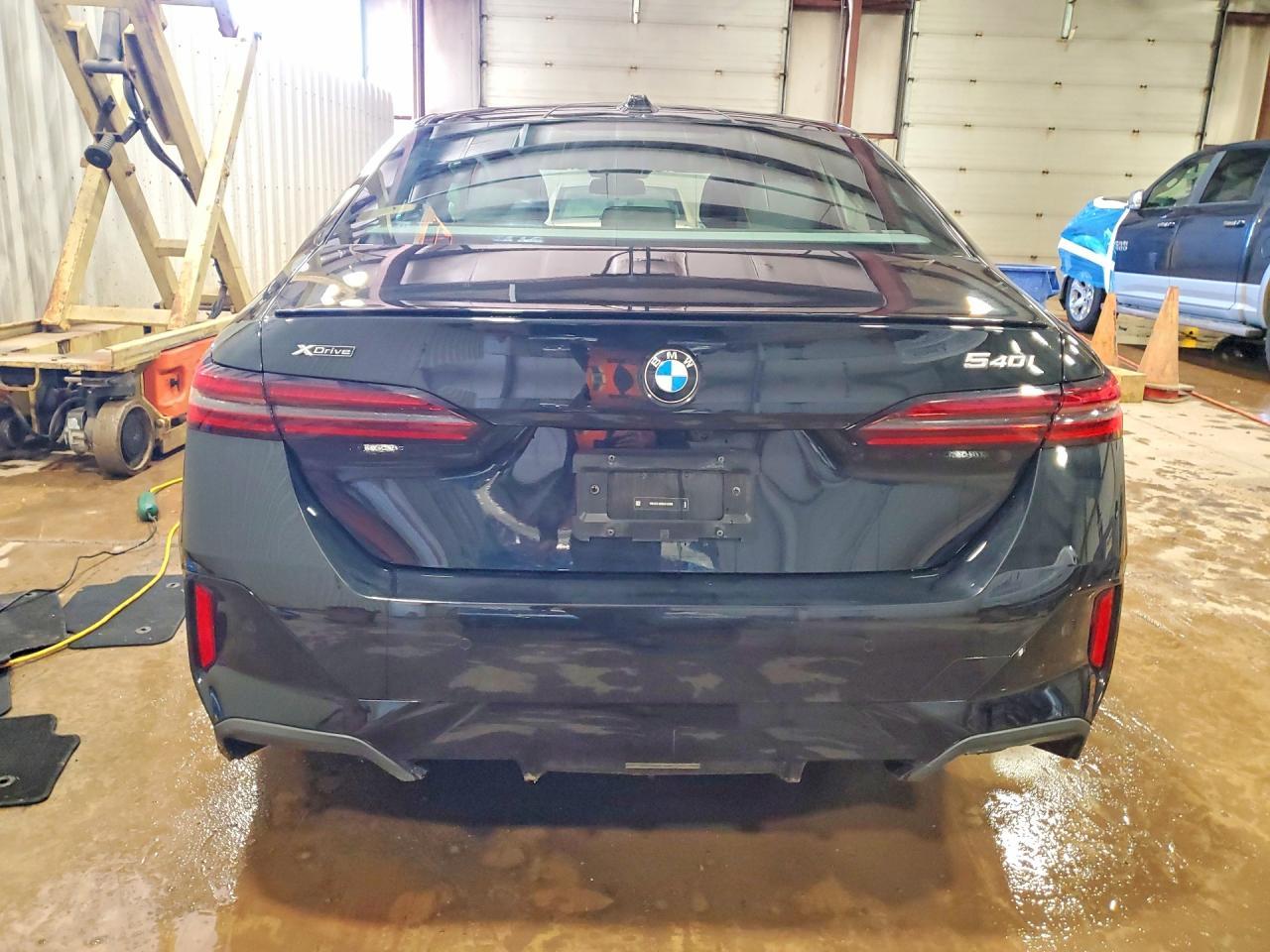 2025 BMW 540 Xi - Фото 6