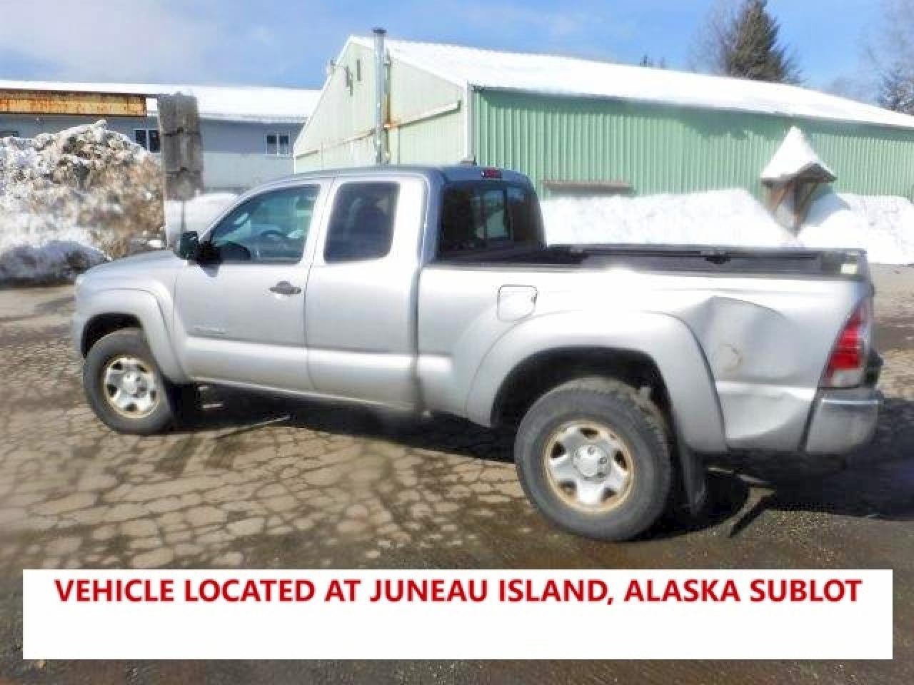 2015 Toyota Tacoma Base - Image 2