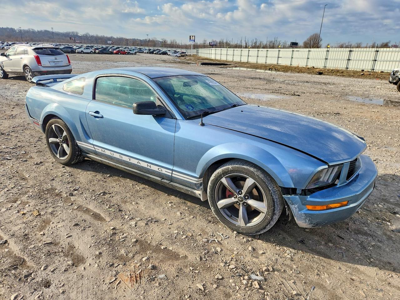 2005 Ford Mustang - Фото 4