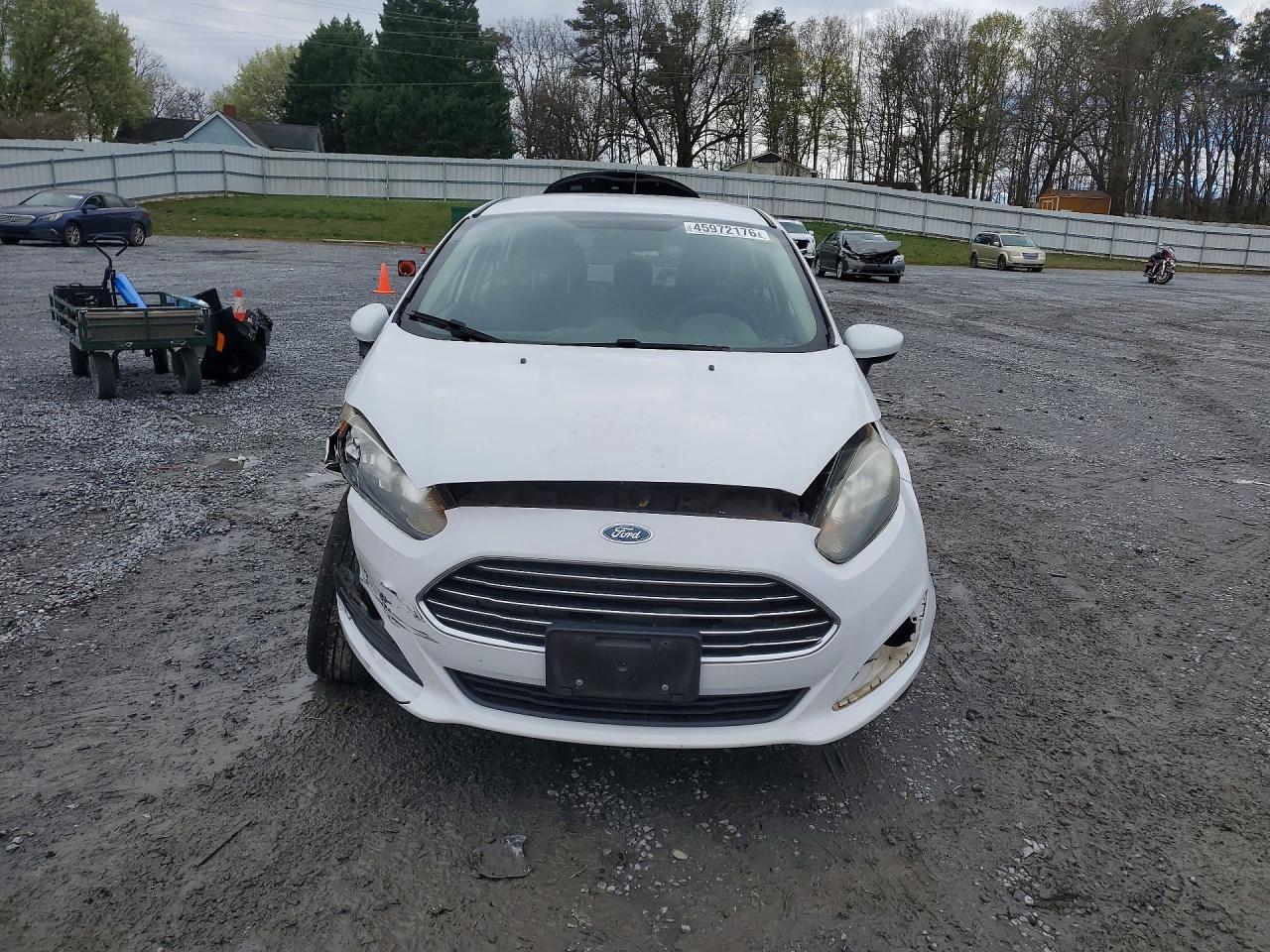 2017 Ford Fiesta Se - Image 5