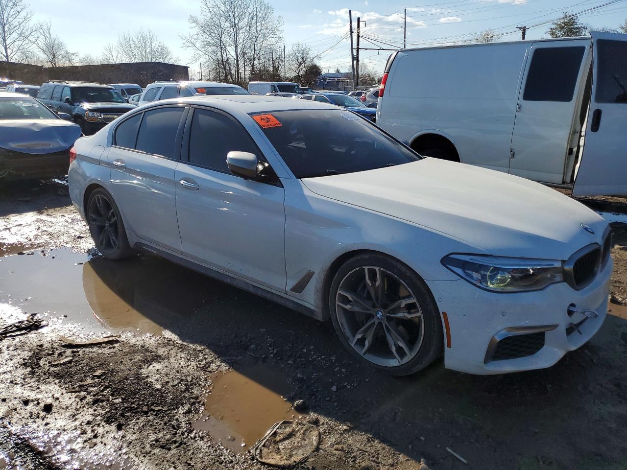 2018 BMW M550Xi - Фото 4