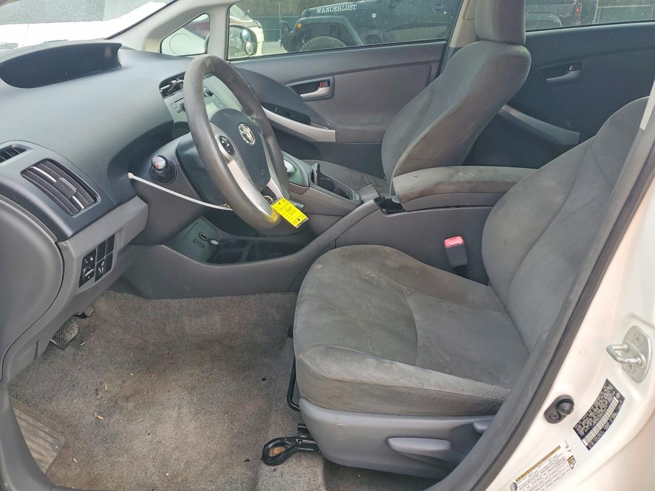 2011 Toyota Prius - Фото 7