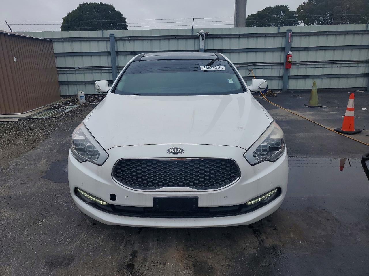 2015 Kia K900 Luxury - Фото 5