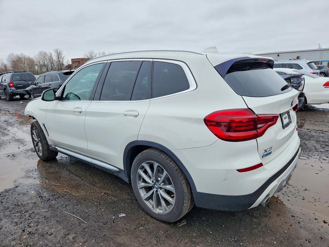 2019 BMW X3 xDrive30I - Фото 2