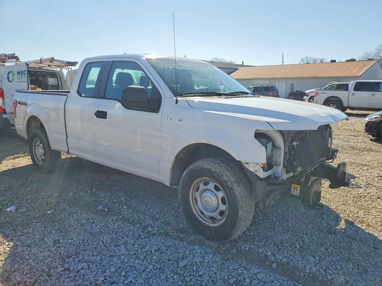 2016 Ford F150 Super Cab - Фото 4